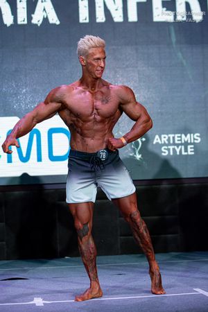 MEN'S PHYSIQUE 179